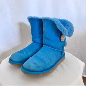 Ugg boot, blue, size 6